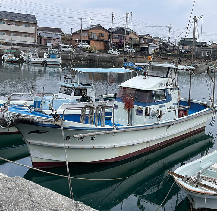 瀬川冷熱工業 | 長崎県南島原市のクルージング＆釣りツアーと業務用エアコンの設置、点検、修理の専門サービス